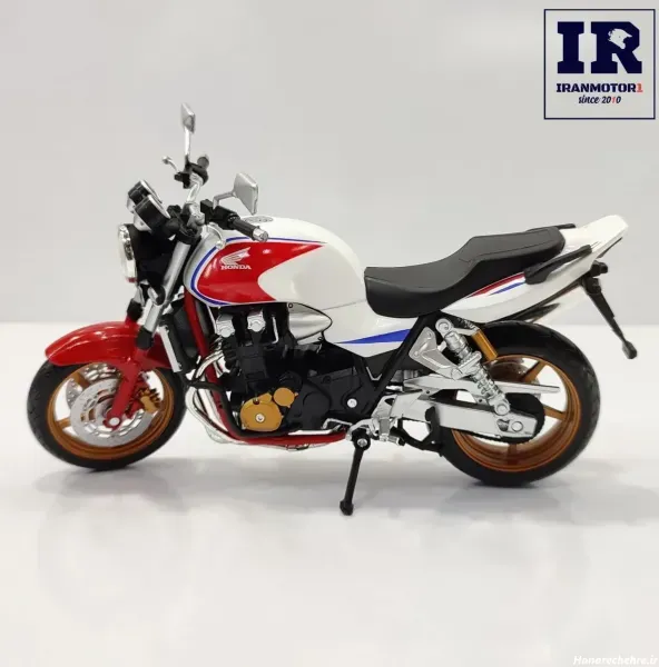  عکس موتور سنگین ۱۳۰۰