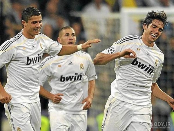  عکس رونالدو با شیر