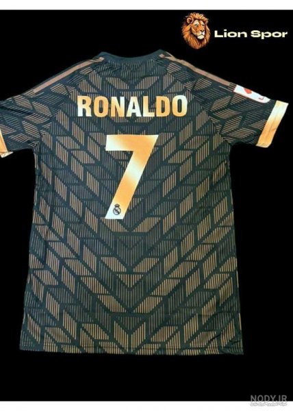  عکس رونالدو با شیر