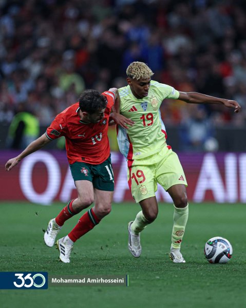  25 عکس رونالدو با جام لیگ ملت های اروپا 2025