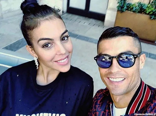  عکس لباس رونالدو و زنش در تخت خواب