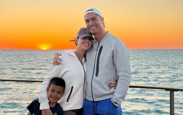 40 عکس رونالدو و همسرش در ساحل