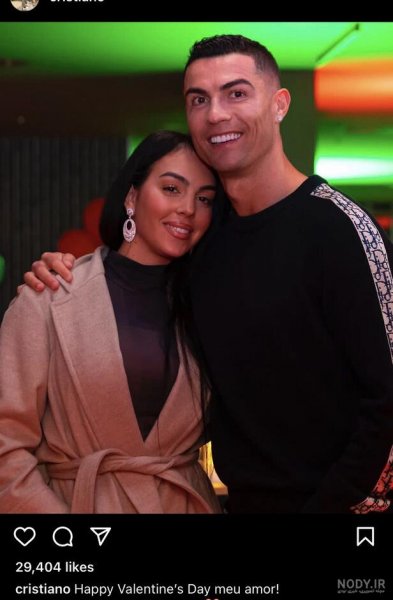  عکس بوسیدن رونالدو و همسرش