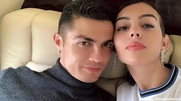  مسی رونالدو و همسرش بوسیدن