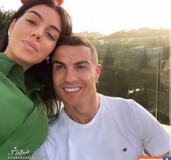  عکس مسی و همسرش در ساحل