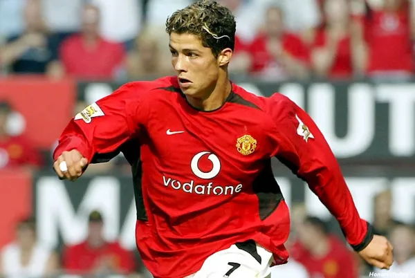  عکس رونالدو در منچستر یونایتد برای تصویر زمینه