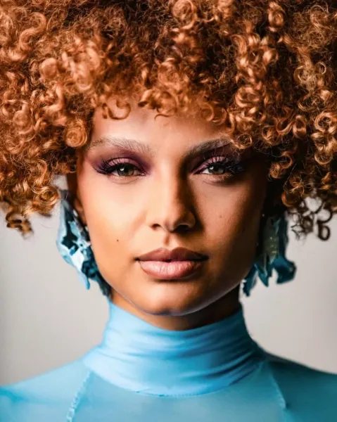  عکس امباپه و همسرش در ساحل