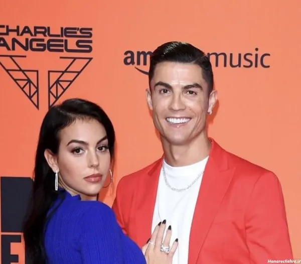  عکس جورجینا در استخر با رونالدو