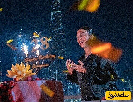  عکس جورجینا در برج خلیفه