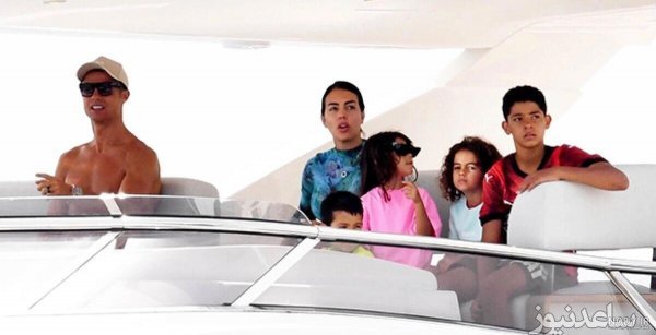  عکس جورجینا-در-استخر سکسی