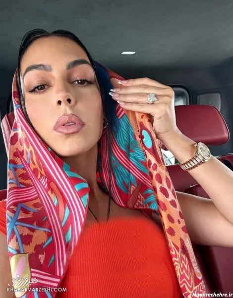  عکس از جورجینا