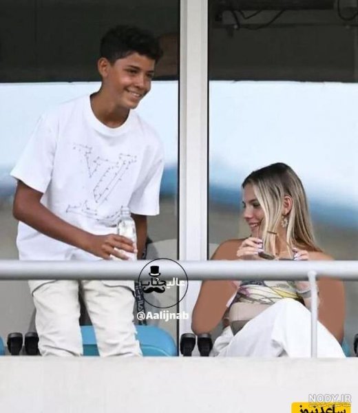  عکس های جورجینا