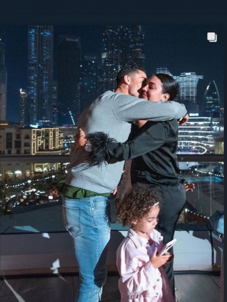  عکس های جورجینا