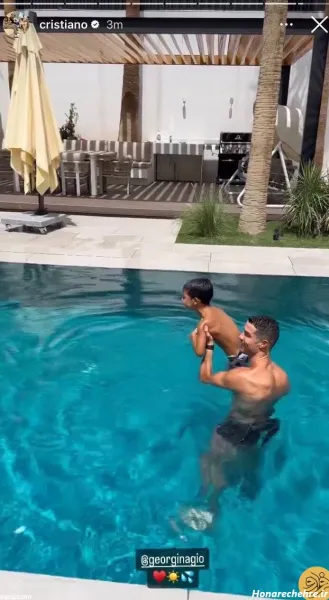  عکس جورجینا با مسی