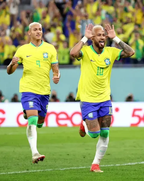  24 عکس نیمار در برزیل