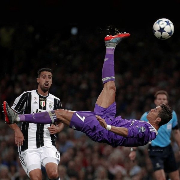  32 عکس رونالدو با کیفیت 4k