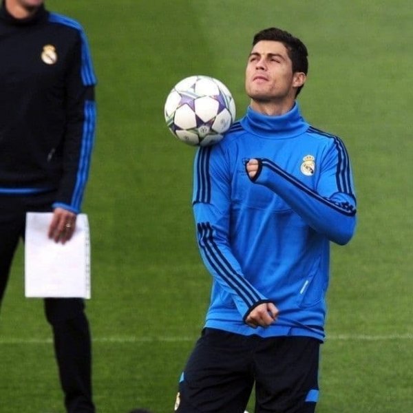  32 عکس رونالدو با کیفیت 4k