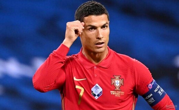  عکس پای رونالدو و مسی