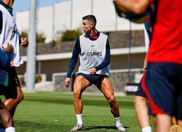 عکس پای مسی