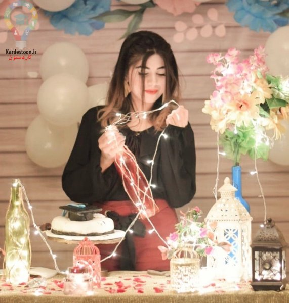  45 ژست عکس تولد با کیک