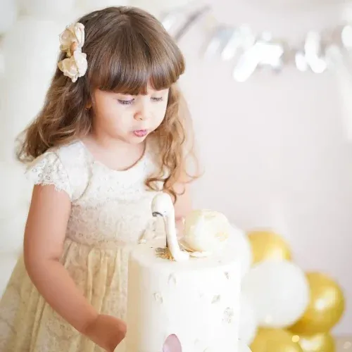 ایده عکس تولد کودک در خانه