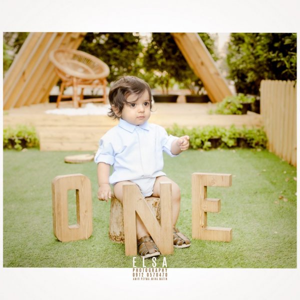  عکاسی تولد کودک در فضای باز