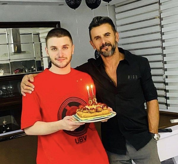  ایده عکس تولد با پیتزا