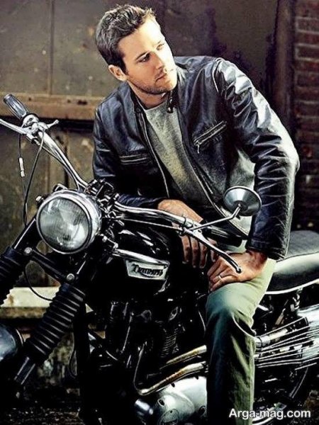 ژست عکاسی با موتور پسرانه