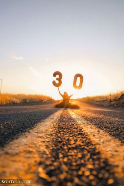  ژست عکس تولد بدون چهره در خانه