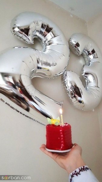  ژست عکس تولد بدون چهره در خانه