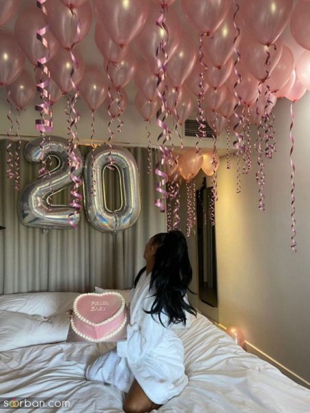  ژست عکس تولد بدون چهره در خانه