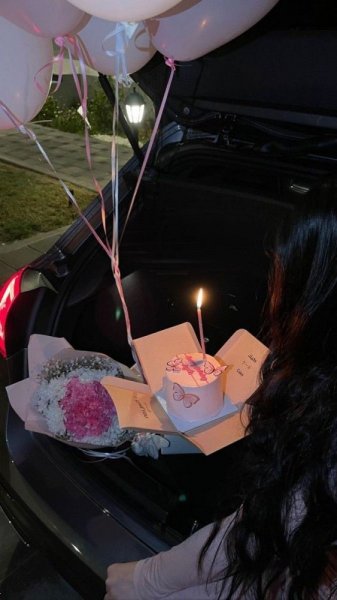  عکس تولد تو ماشین