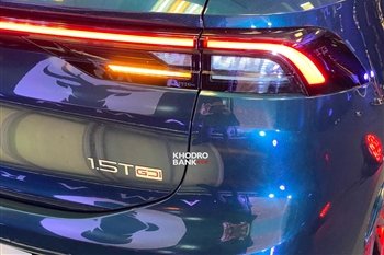 عکس داخل ماشین لاماری ایما