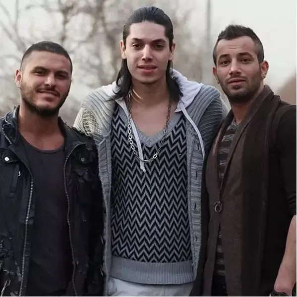  عکس امیر تتلو از پشت