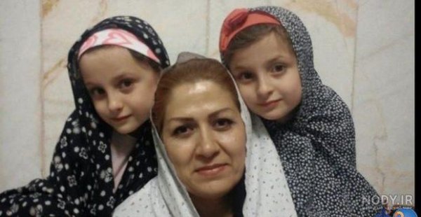  عکس سارا و نیکا در استخر خارج از کشور