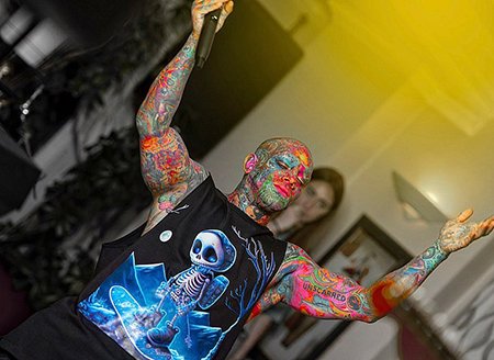  عکس امیر تتلو در حال حاضر