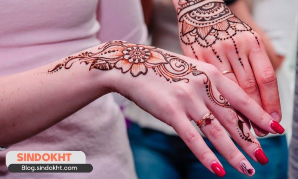  20 عکس نقش حنا ساده دخترانه