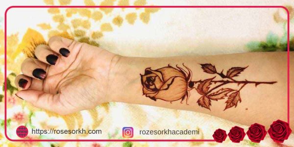  20 عکس نقش حنا ساده دخترانه