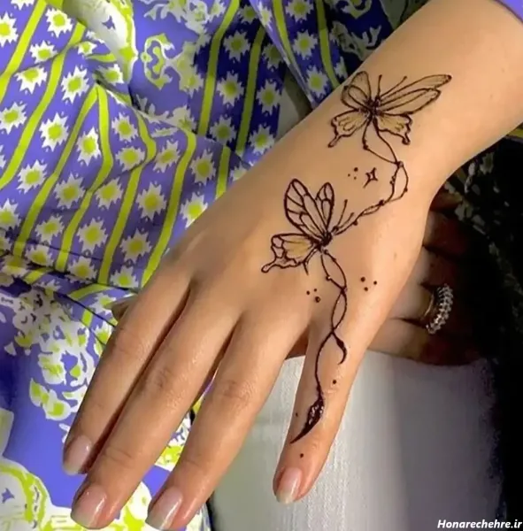  20 عکس نقش حنا ساده دخترانه