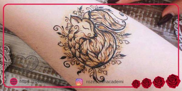  20 عکس نقش حنا ساده دخترانه