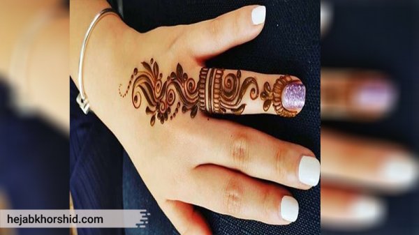  20 عکس نقش حنا ساده دخترانه