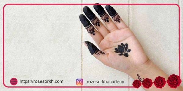  20 عکس نقش حنا ساده دخترانه