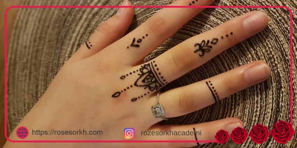  20 عکس نقش حنا ساده دخترانه