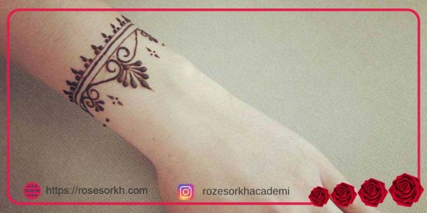  20 عکس نقش حنا ساده دخترانه