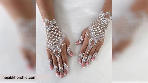  20 عکس نقش حنا ساده دخترانه