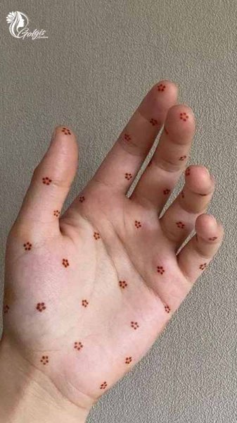  20 عکس نقش حنا ساده دخترانه