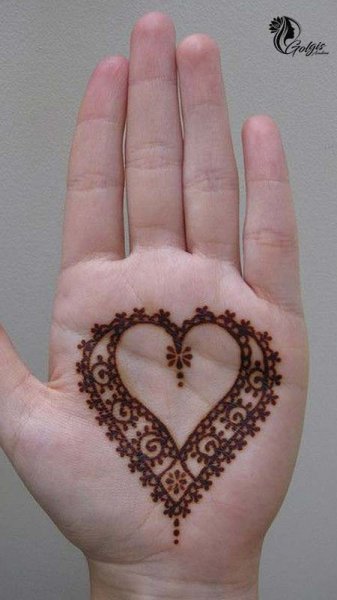  20 عکس نقش حنا ساده دخترانه