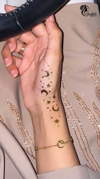  20 عکس نقش حنا ساده دخترانه