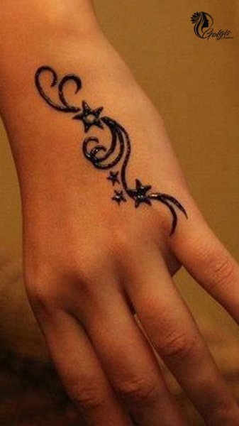  20 عکس نقش حنا ساده دخترانه