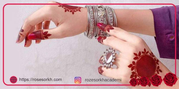  20 عکس نقش حنا ساده دخترانه